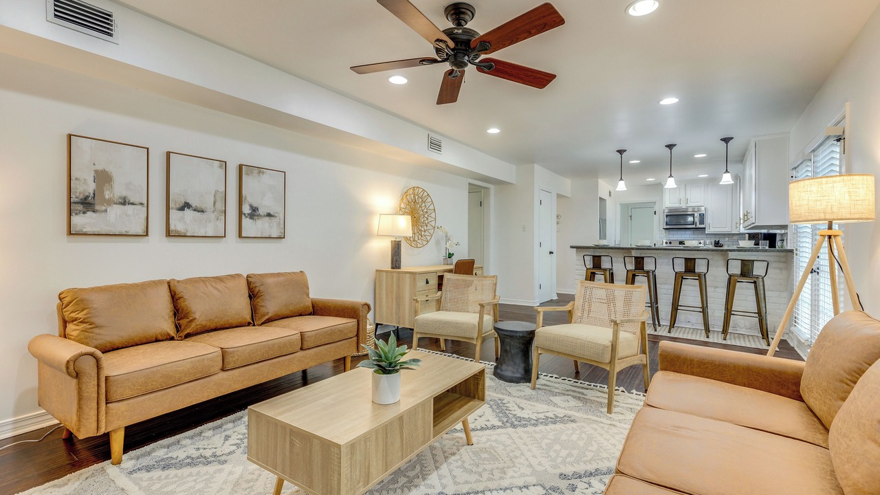 Photo of Livingroom in Mobile