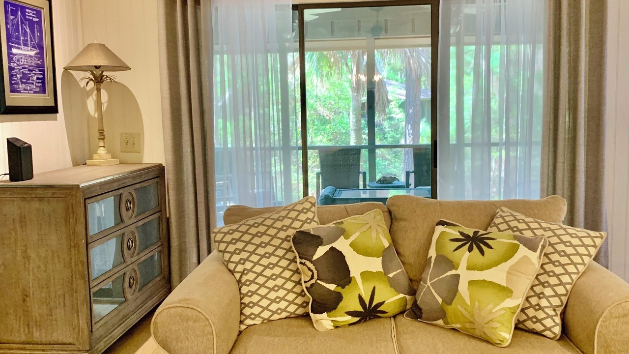 Photo of Livingroom in West Beach