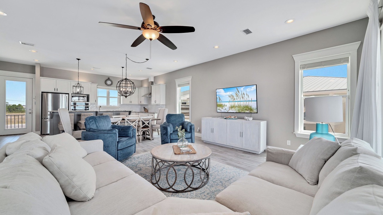 Photo of Livingroom in Ono Island