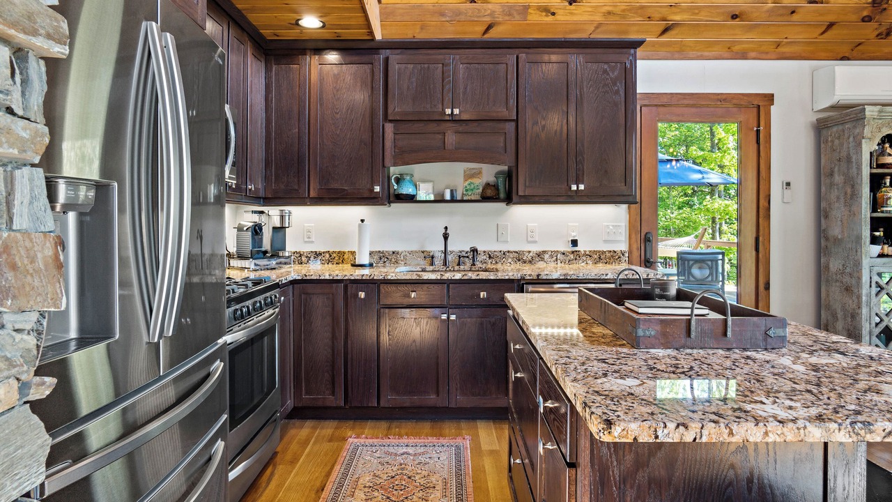 Photo of Kitchen in Vein Mountain