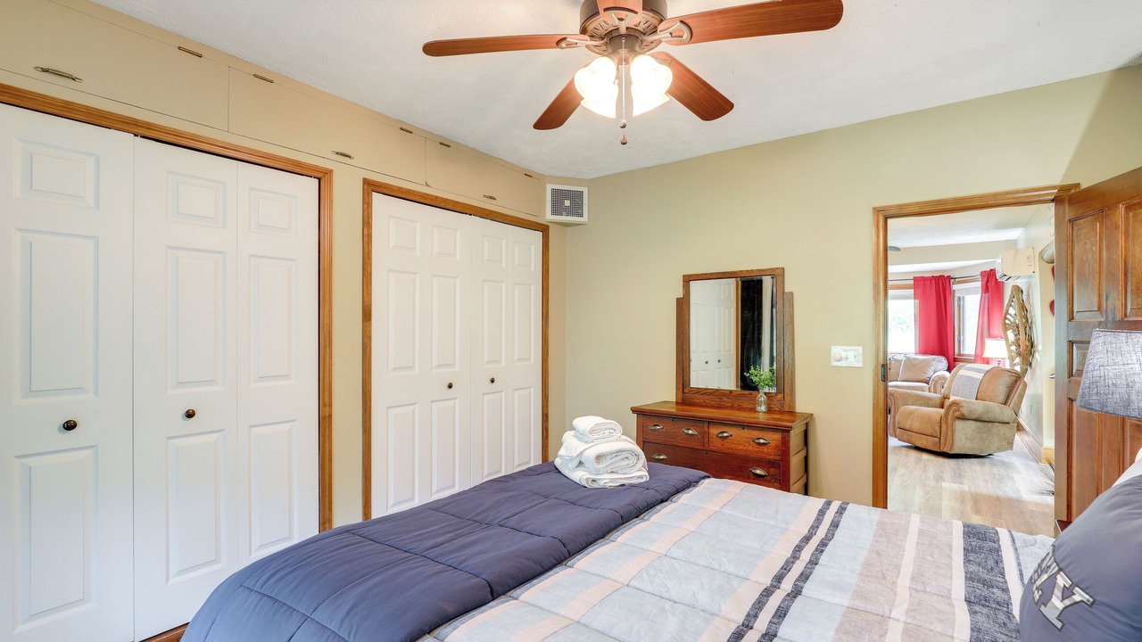 Photo of Bedroom in Mars Hill
