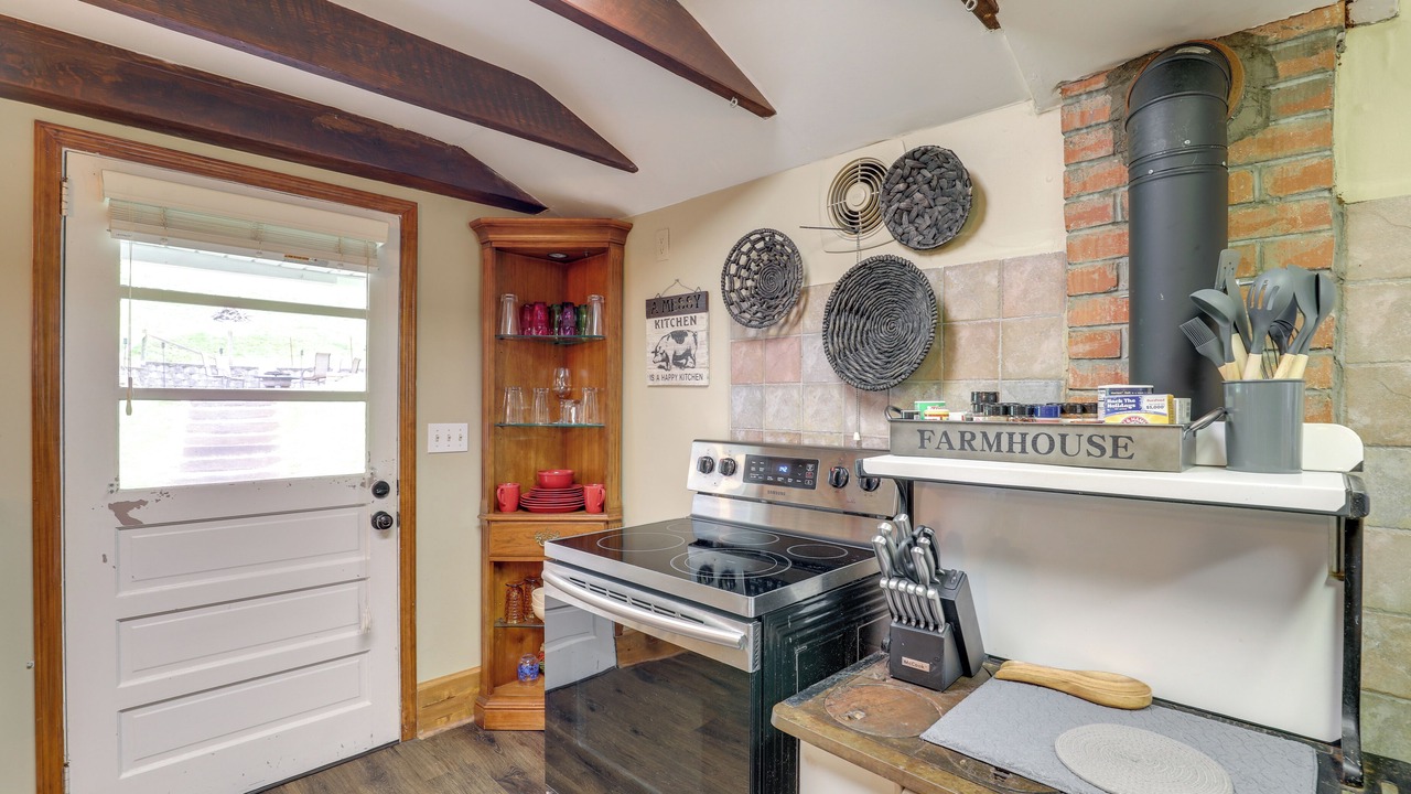 Photo of Kitchen in Mars Hill