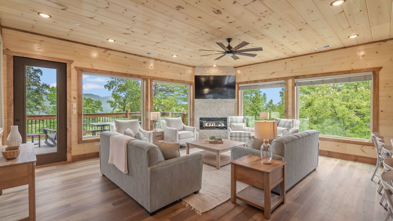 Photo of Livingroom in Sevierville