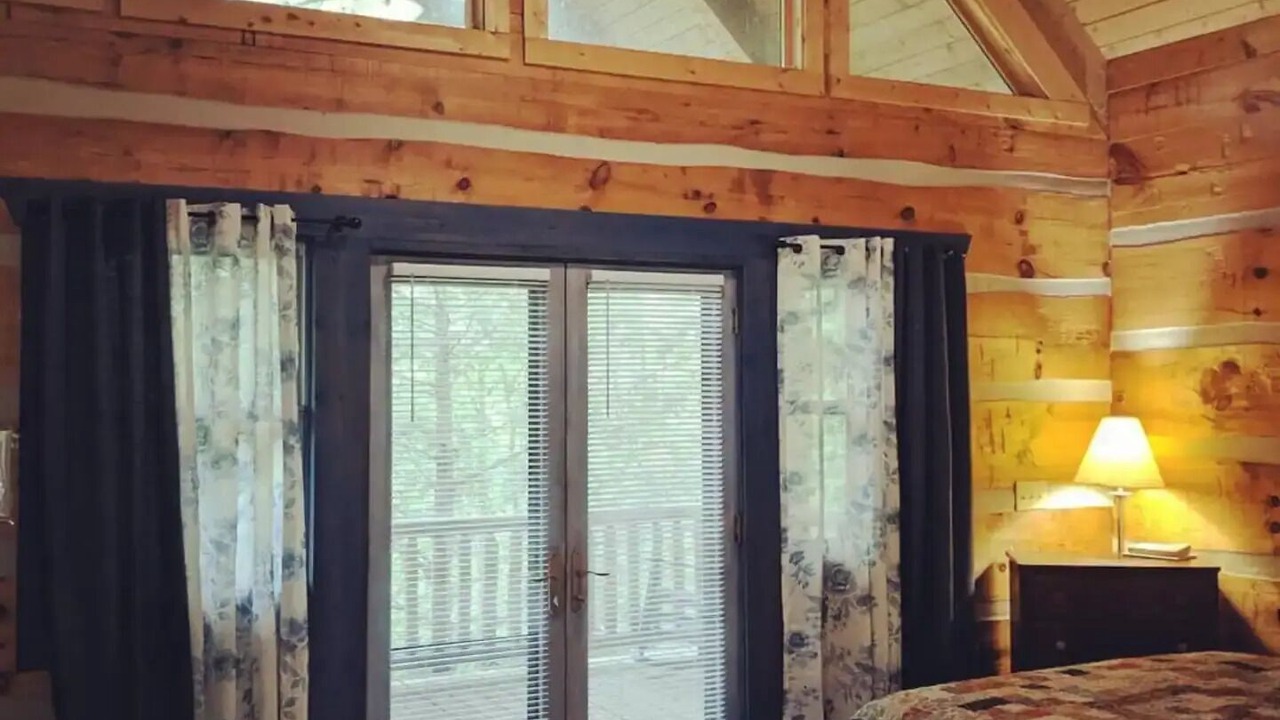 Photo of Bedroom in Waynesville