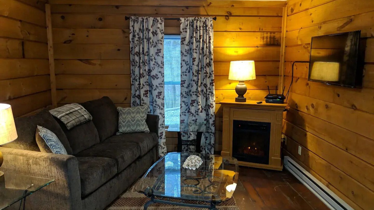 Photo of Livingroom in Waynesville