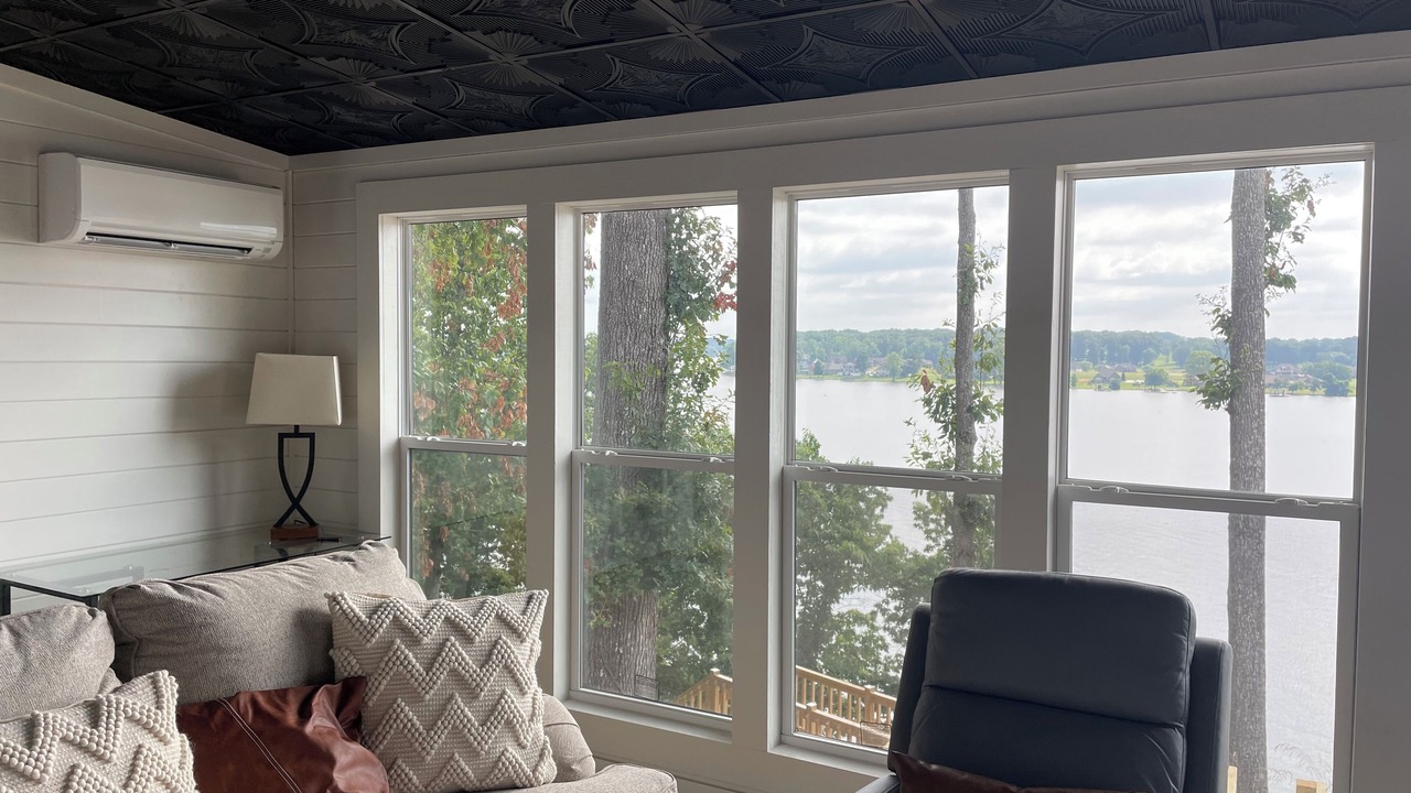Photo of Livingroom in Rogersville
