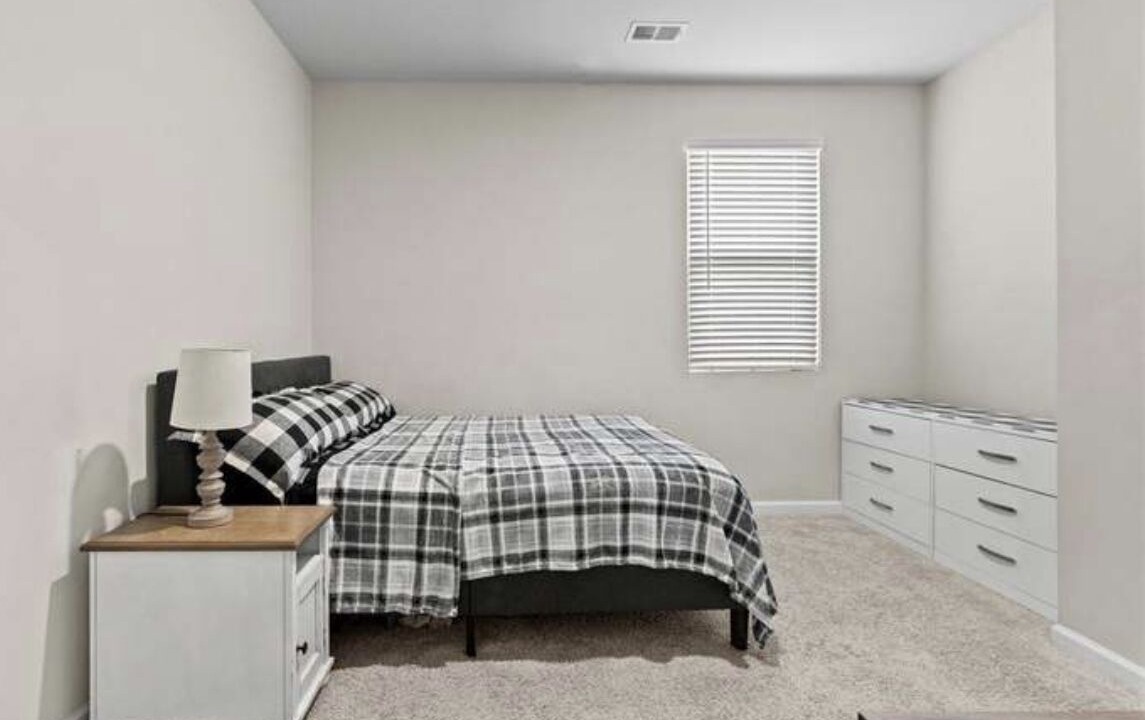 Photo of Bedroom in Fort Gordon