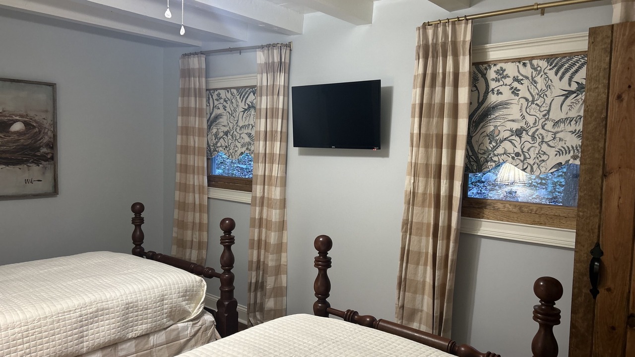 Photo of Bedroom in Guntersville