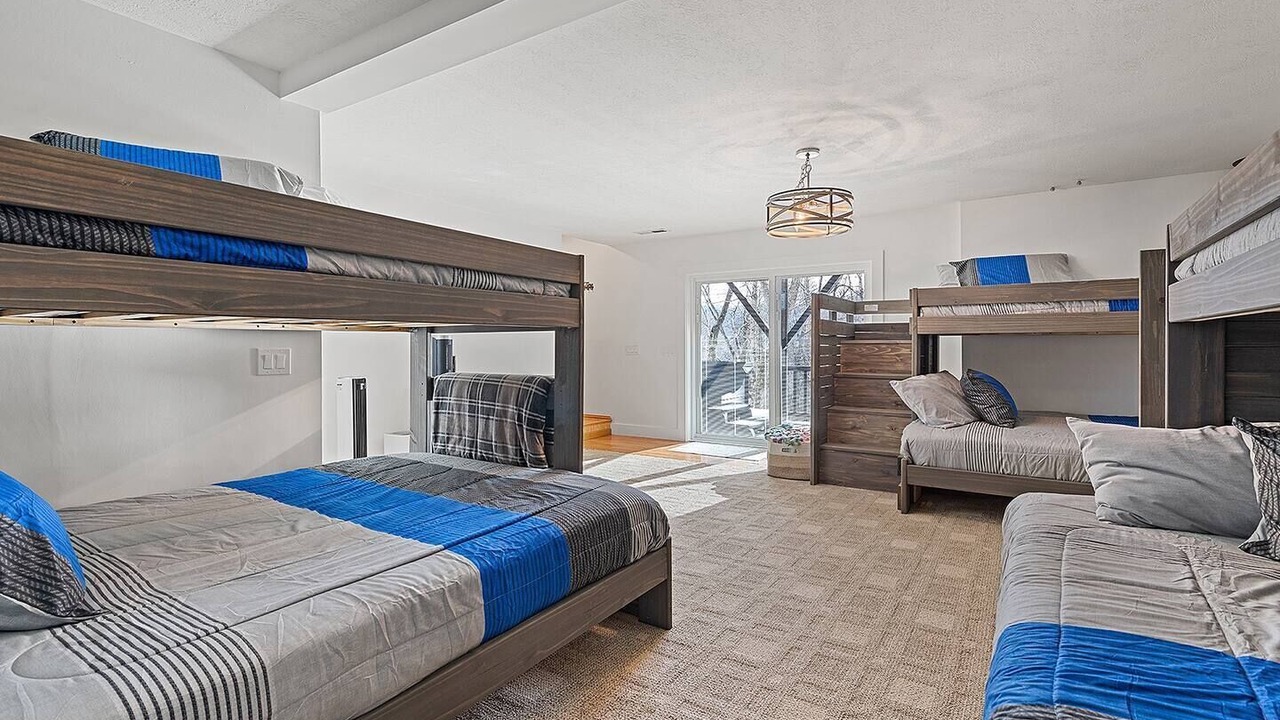 Photo of Bedroom in Sheepback Mountain Estates