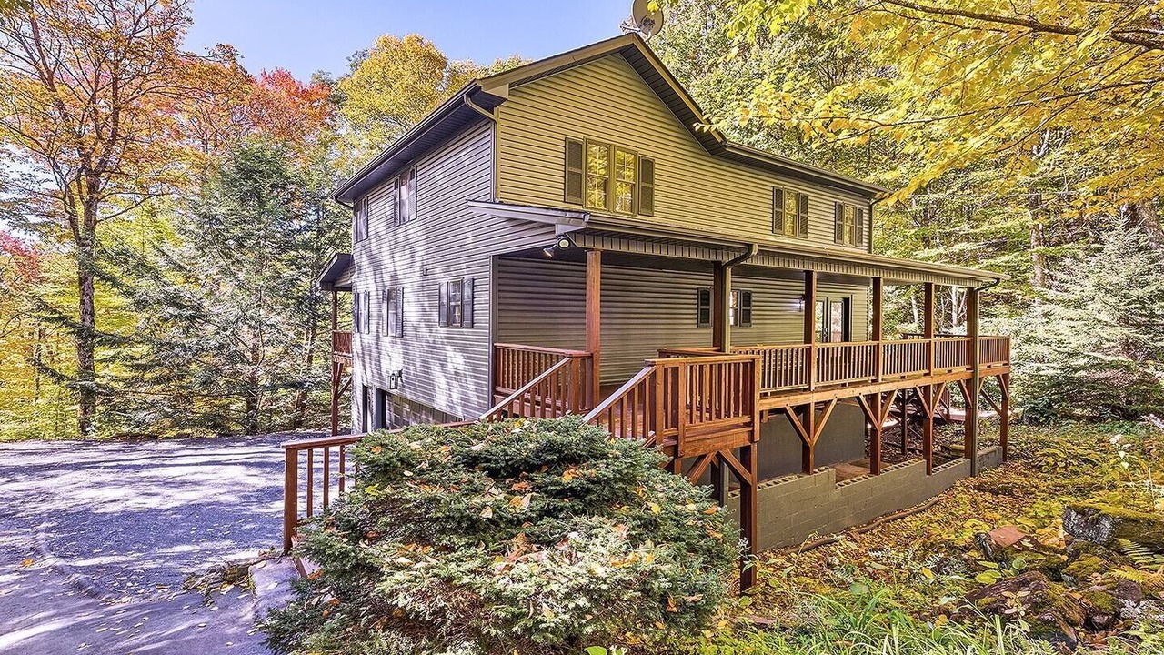 Photo of Outdoor in Sheepback Mountain Estates