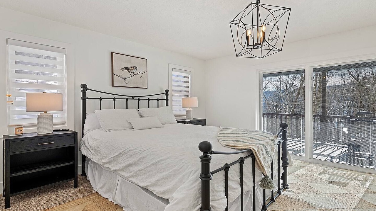 Photo of Bedroom in Sheepback Mountain Estates