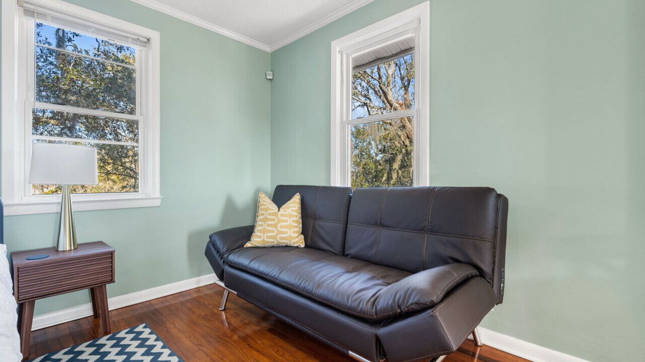 Photo of Livingroom in Charleston