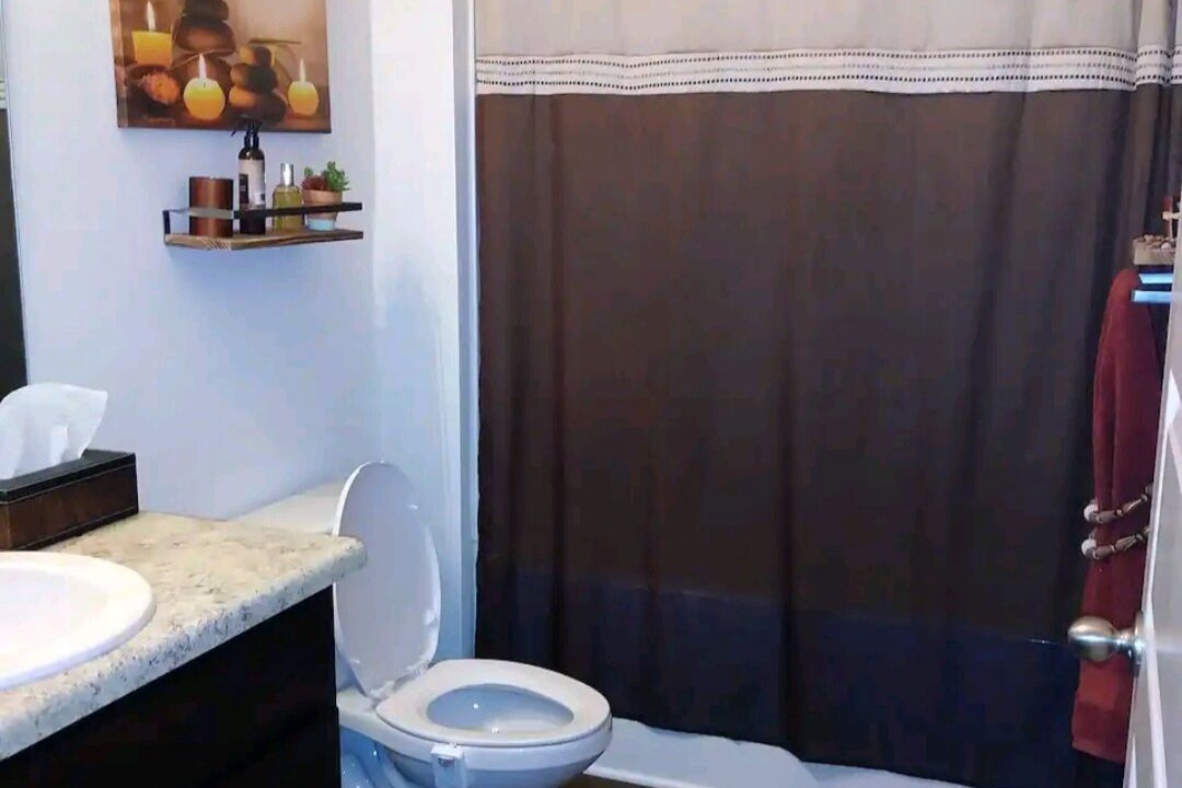 Photo of Bathroom in Union City