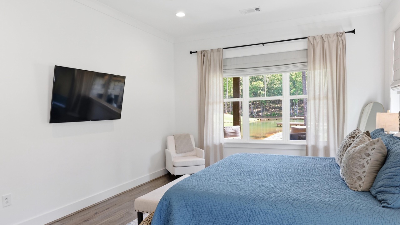 Photo of Bedroom in Dadeville