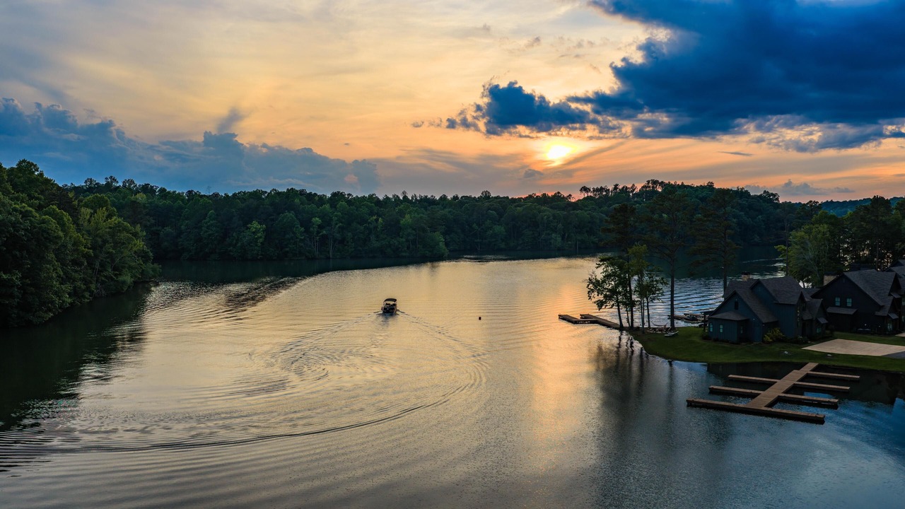 Photo of Others in Dadeville