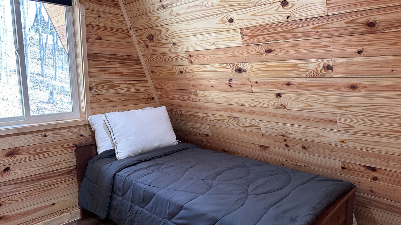 Photo of Bedroom in Newport