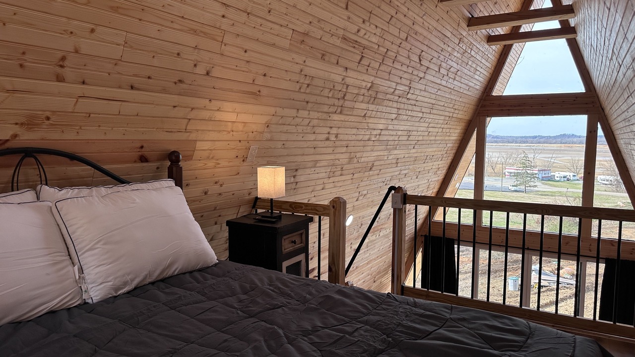 Photo of Bedroom in Newport