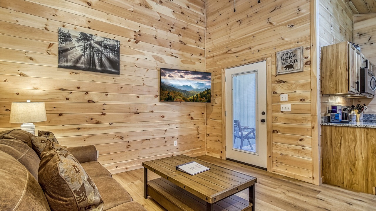 Photo of Livingroom in Cosby