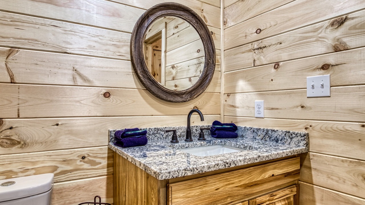 Photo of Bathroom in Cosby