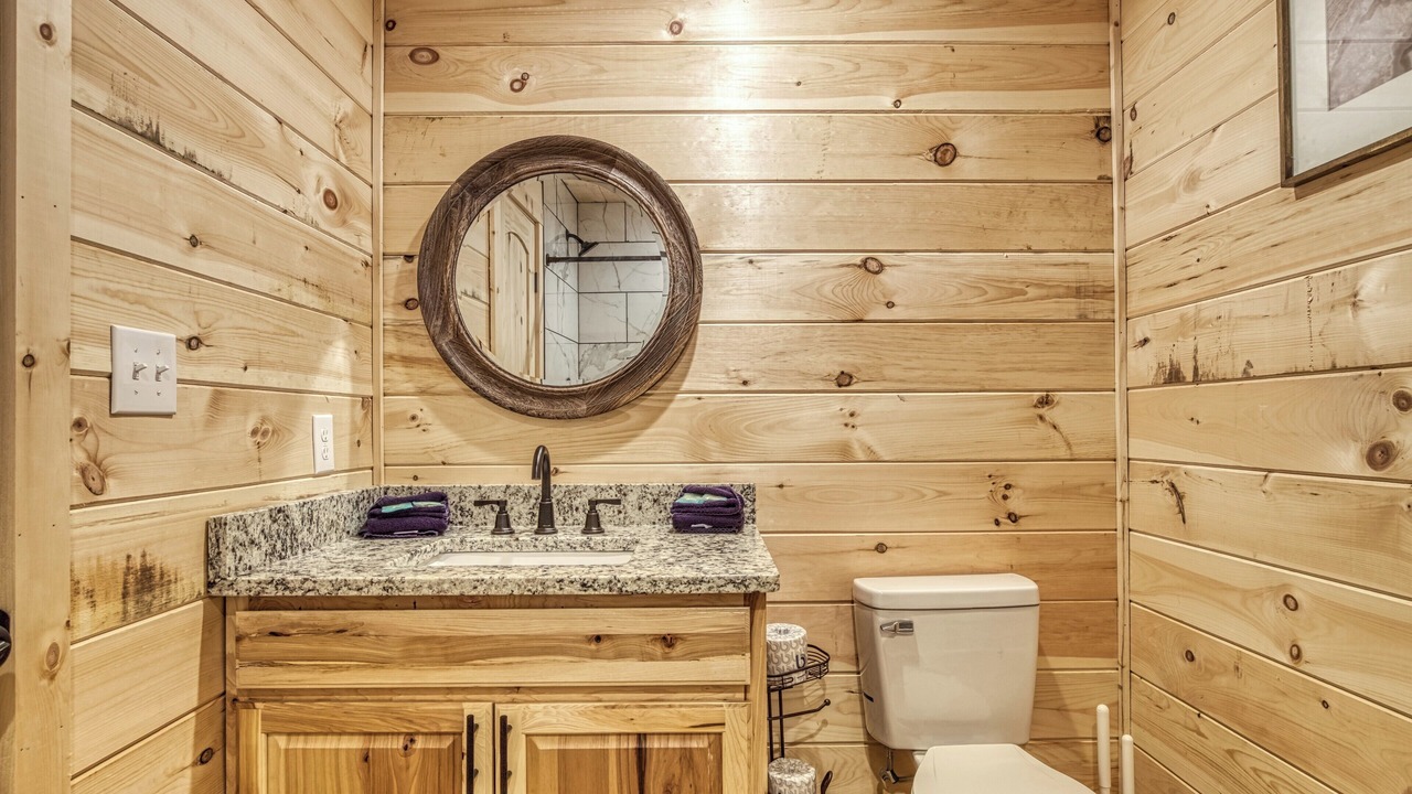 Photo of Bathroom in Cosby