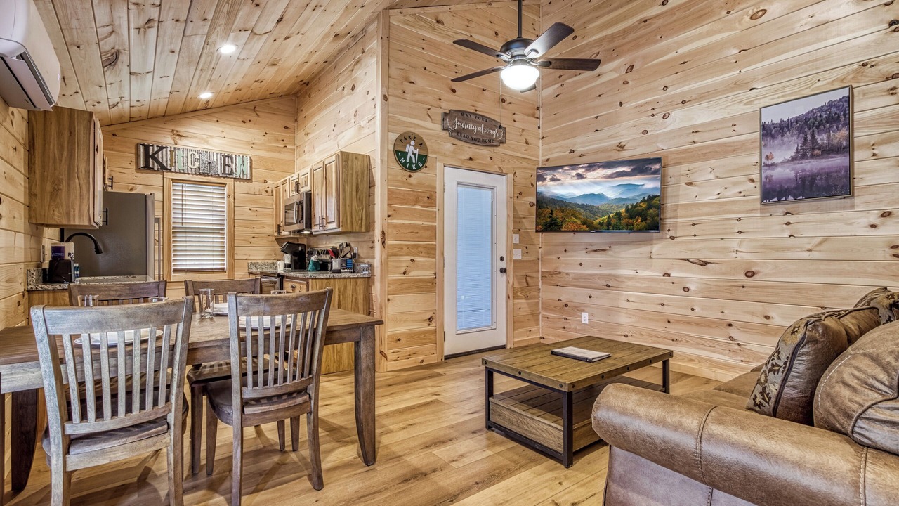 Photo of Livingroom in Cosby
