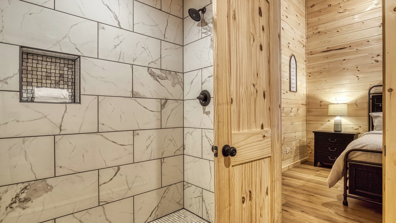 Photo of Bathroom in Cosby