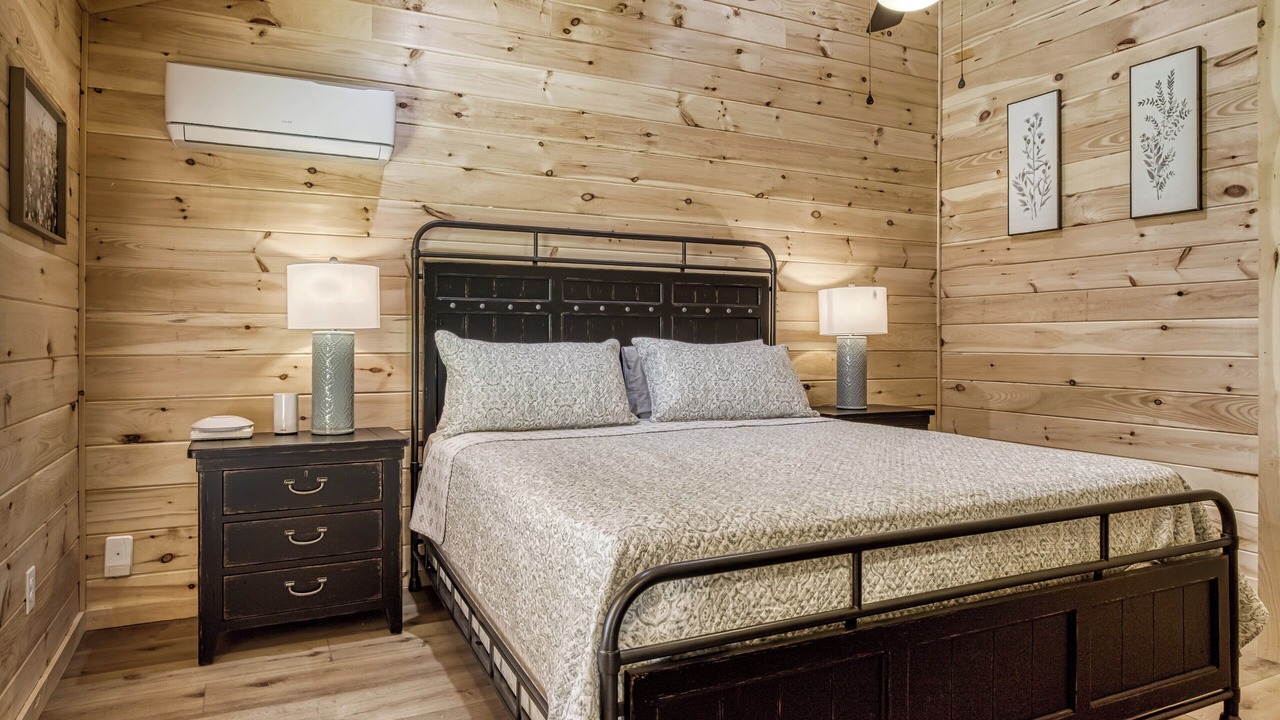 Photo of Bedroom in Cosby