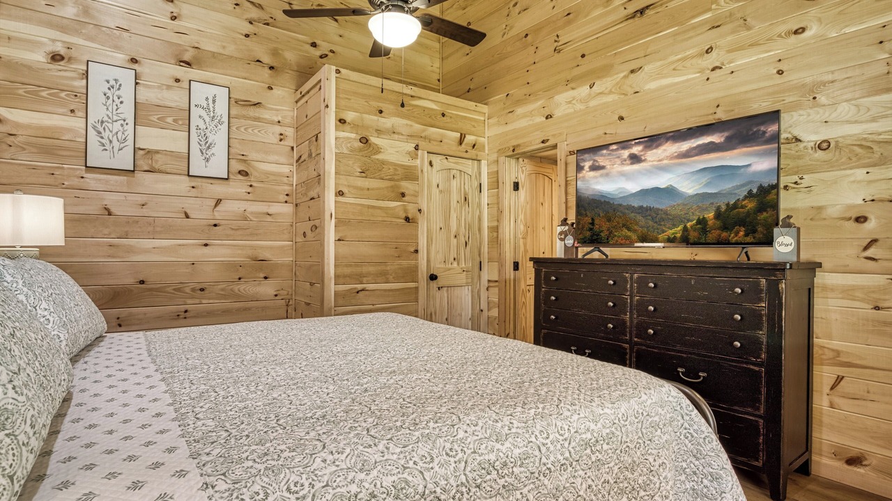 Photo of Bedroom in Cosby