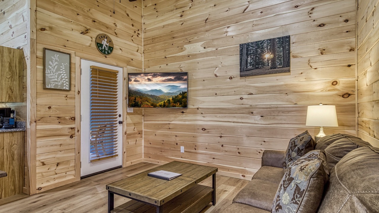 Photo of Livingroom in Cosby