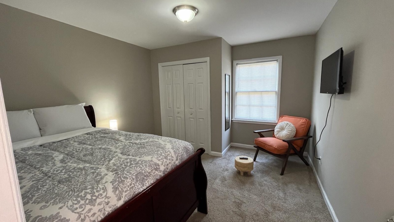 Photo of Bedroom in Powder Springs