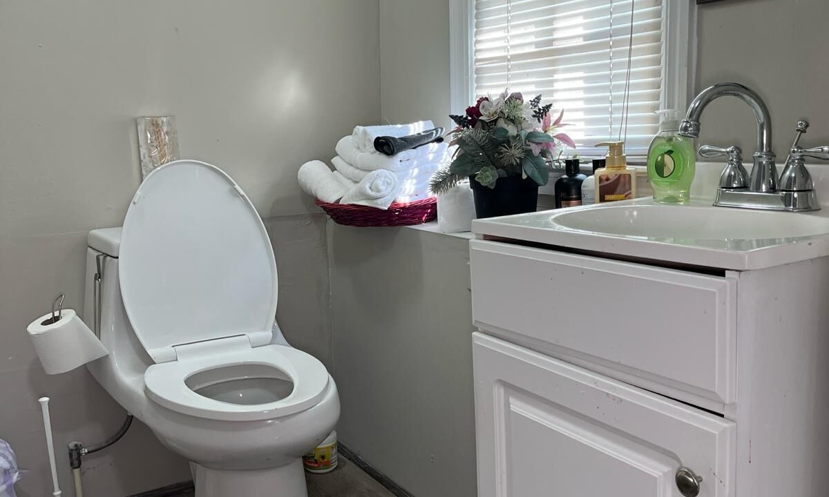 Photo of Bathroom in Powder Springs
