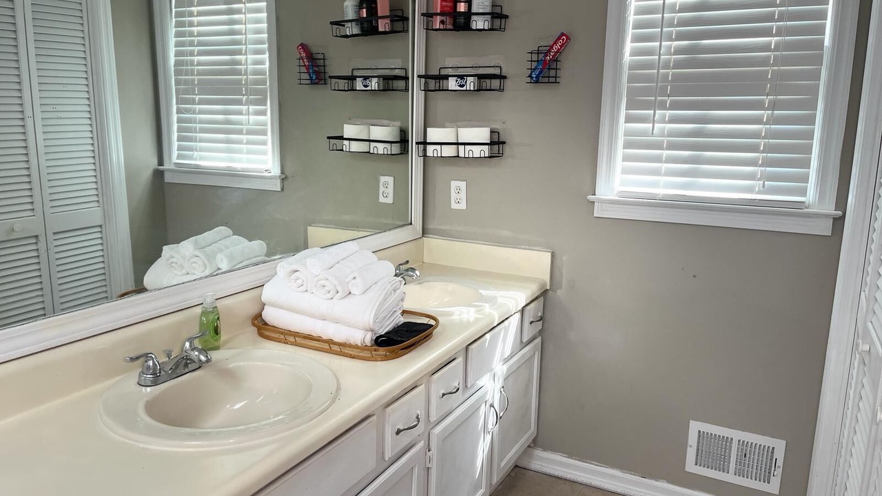 Photo of Bathroom in Powder Springs