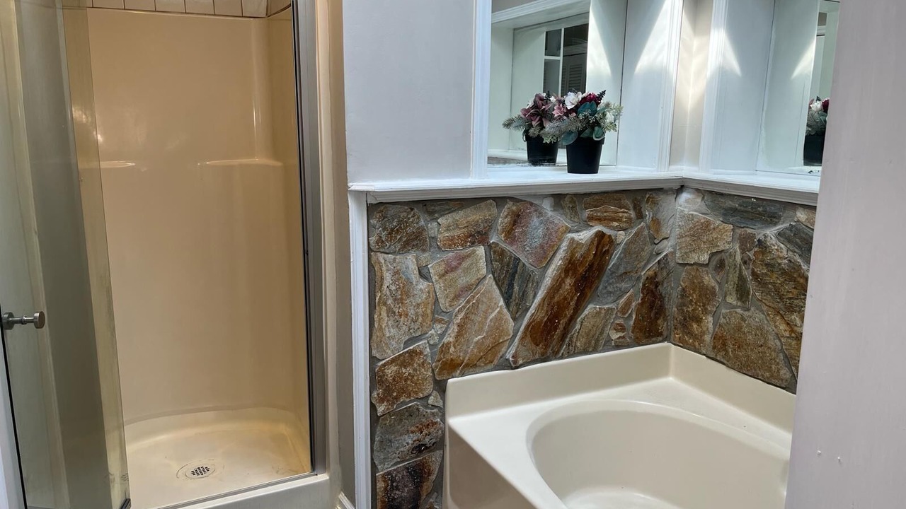 Photo of Bathroom in Powder Springs