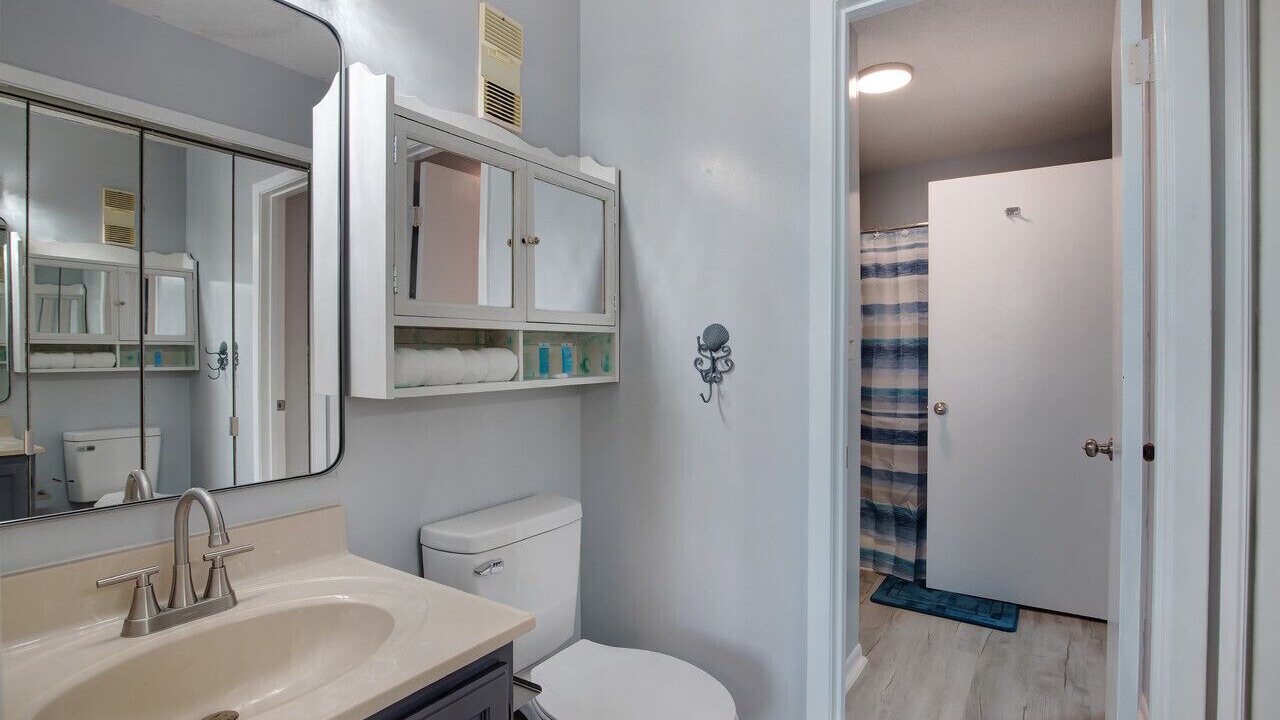Photo of Bathroom in Laguna Beach