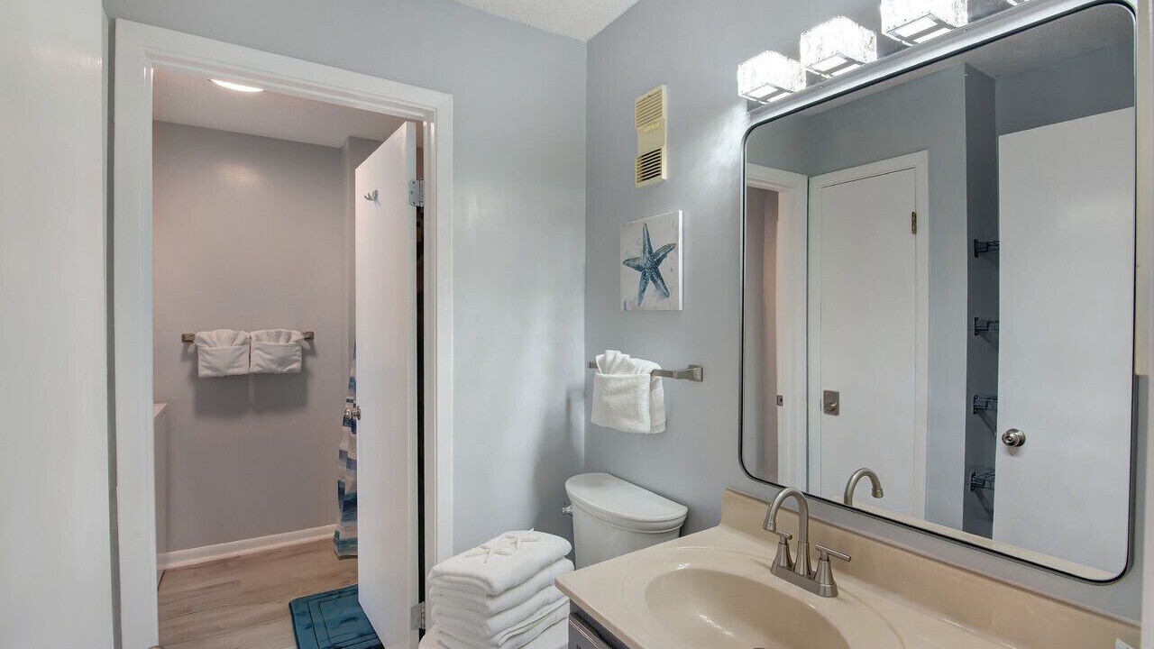 Photo of Bathroom in Laguna Beach