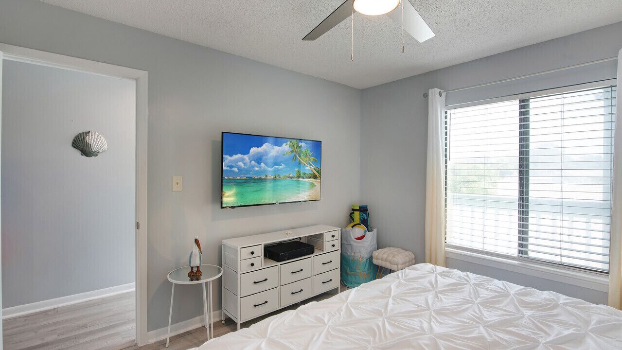 Photo of Bedroom in Laguna Beach