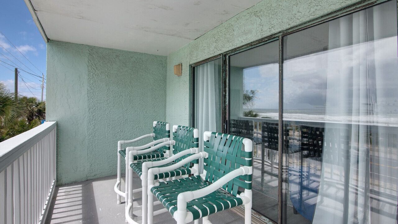 Photo of Patio Balcony in Laguna Beach