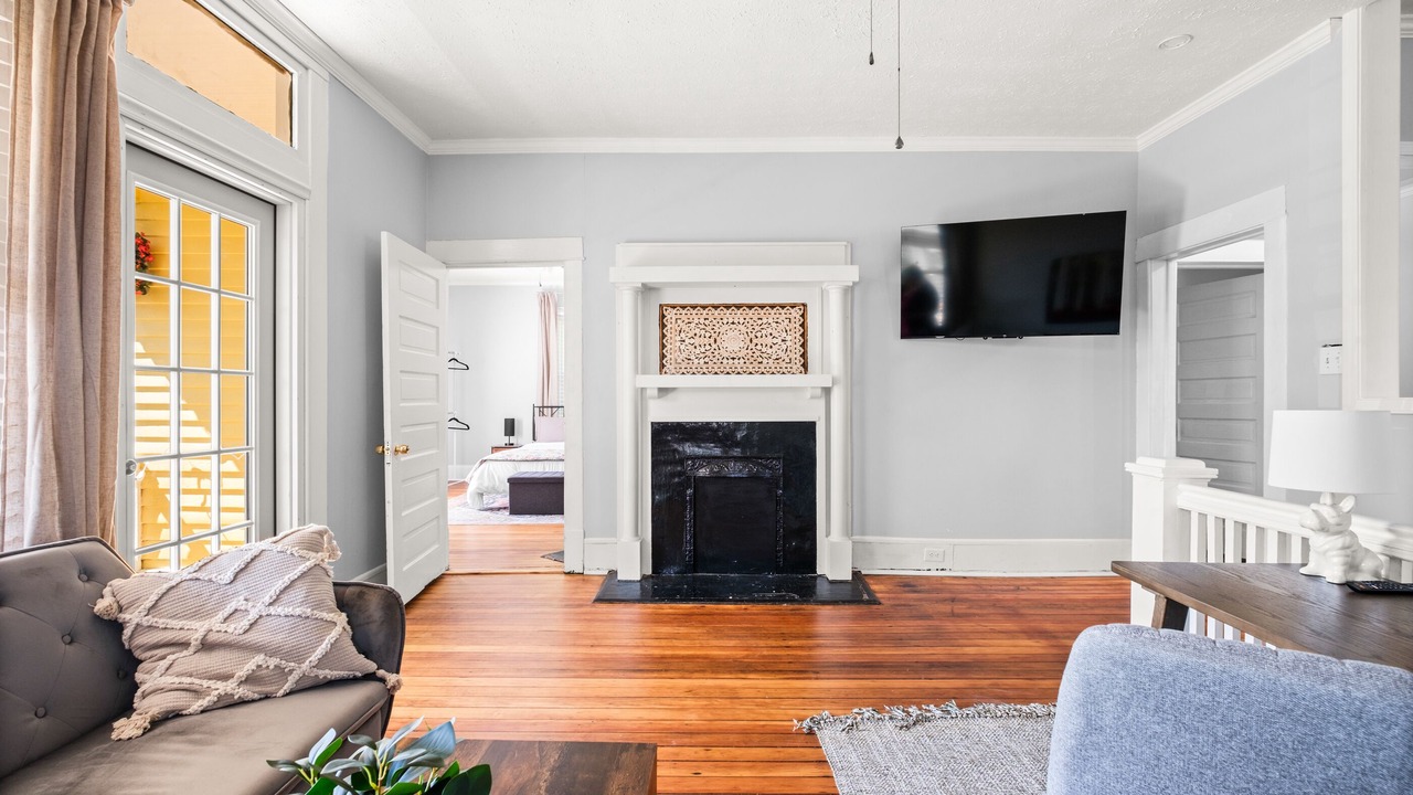 Photo of Livingroom in Macon