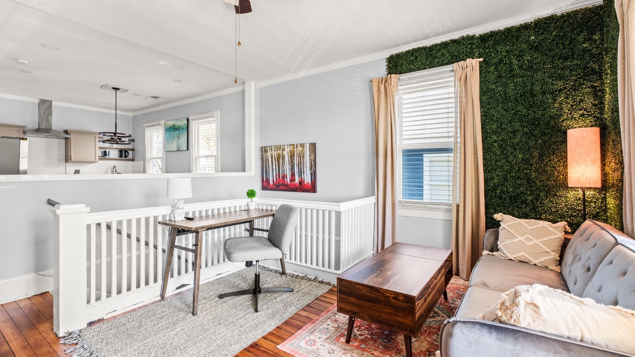 Photo of Livingroom in Macon