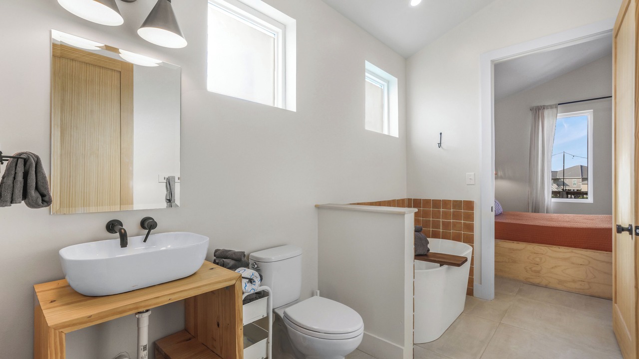 Photo of Bathroom in Fort Morgan