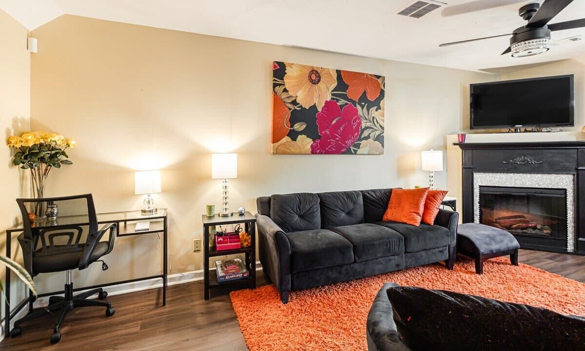 Photo of Livingroom in Decatur