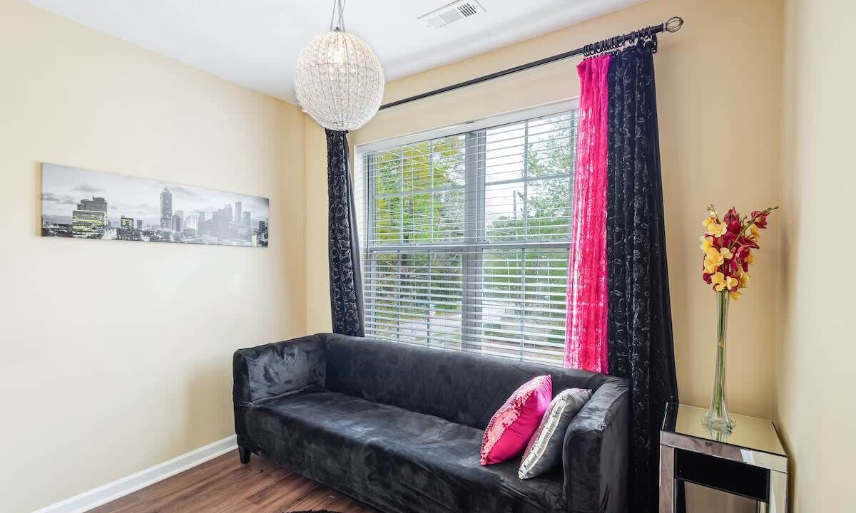 Photo of Livingroom in Decatur