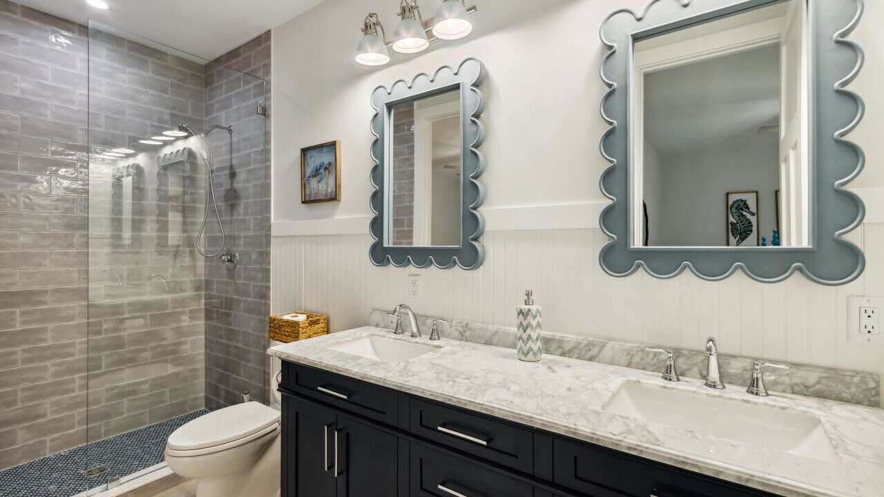 Photo of Bathroom in Fernandina Beach