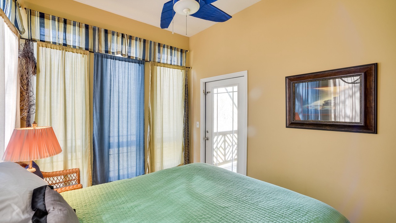 Photo of Bedroom in Guntersville
