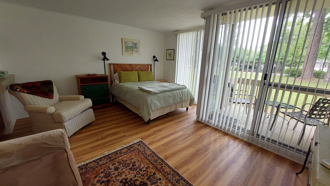 Photo of Bedroom in Daphne