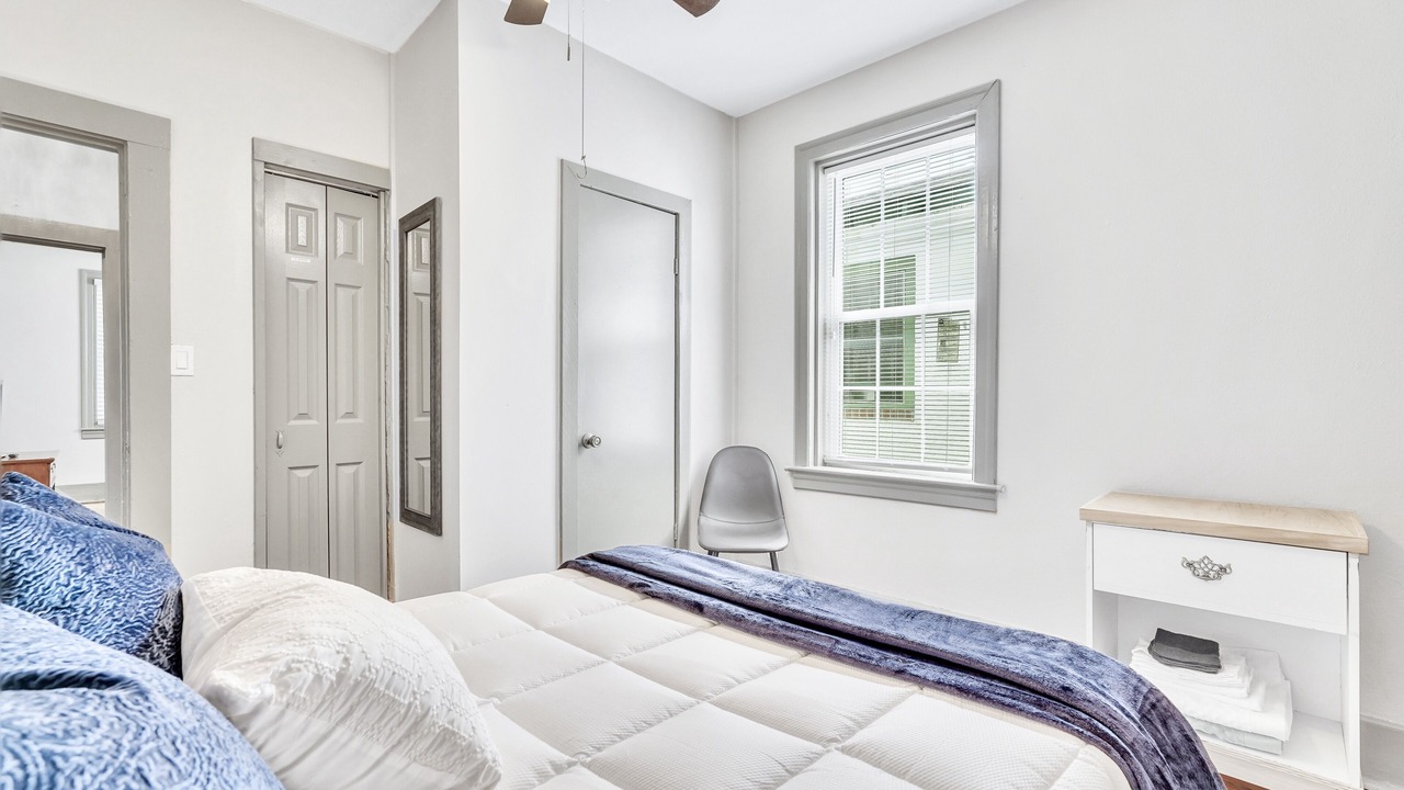 Photo of Bedroom in Midtown