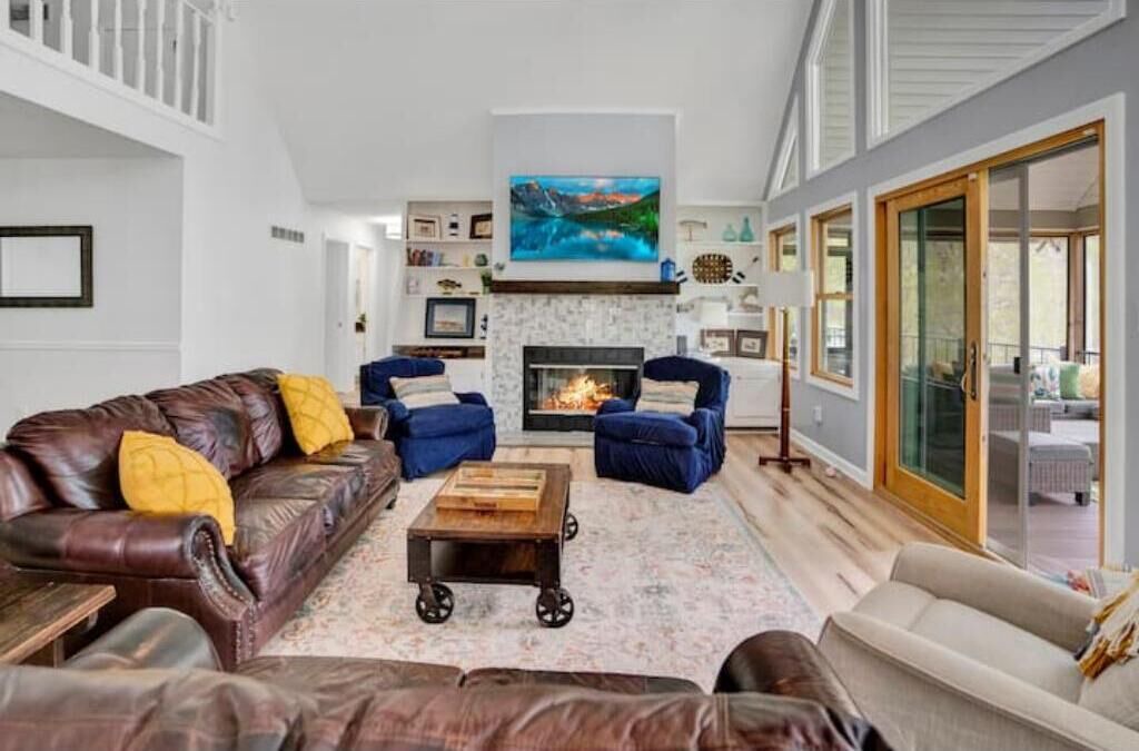 Photo of Livingroom in Eatonton