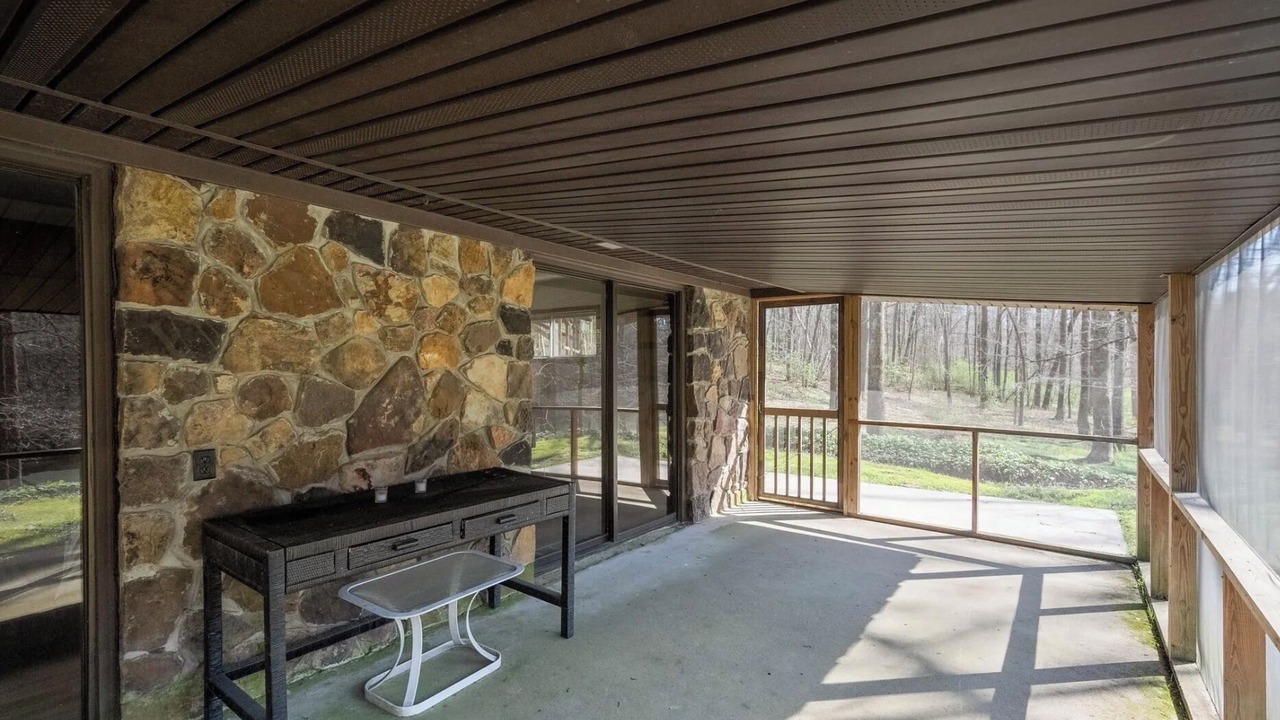 Photo of Outdoor in Crane Hill