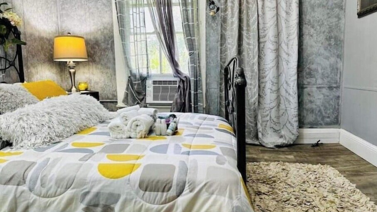 Photo of Bedroom in Waycross