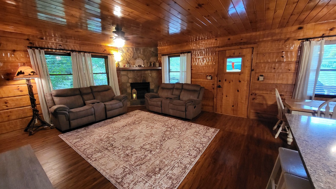 Photo of Bedroom in Cosby